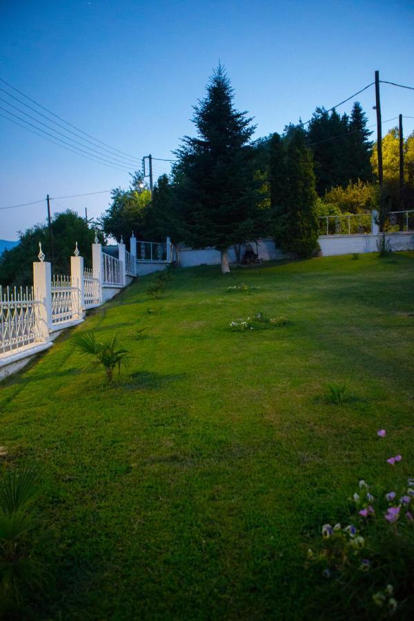 Villa Paradisos Likostomon 외부 사진